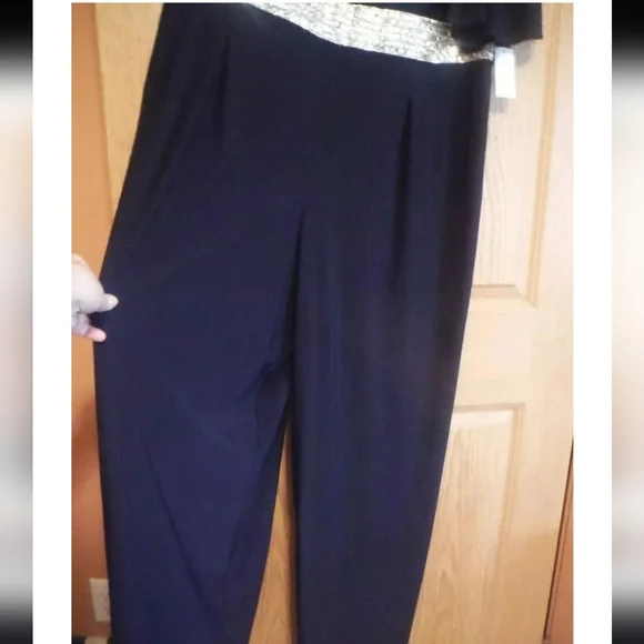 Elegant Navy One-Shoulder Pant Jumpsuit with Silver Accent - Picture 5 of 7